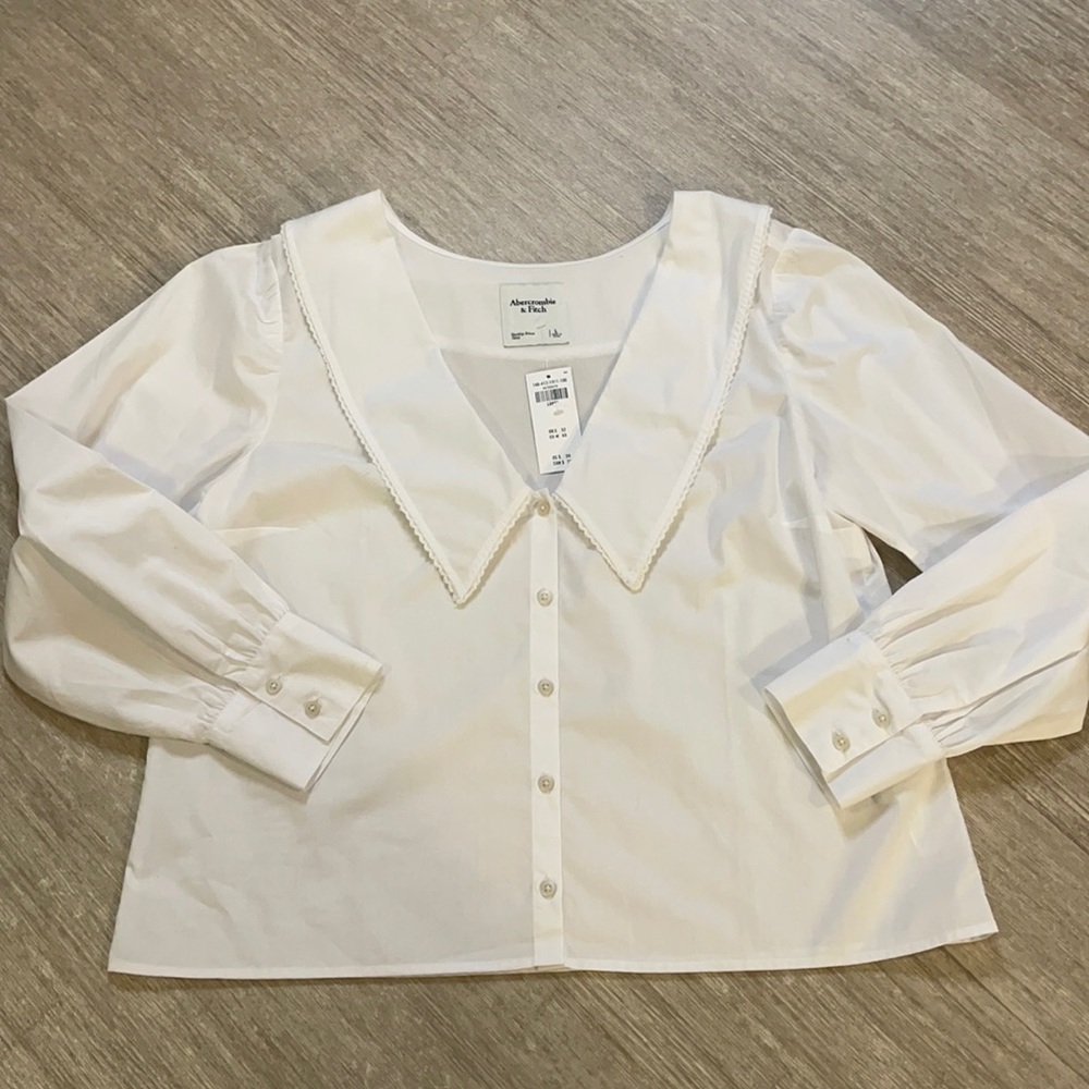 White Peter Pan Collared Blouse